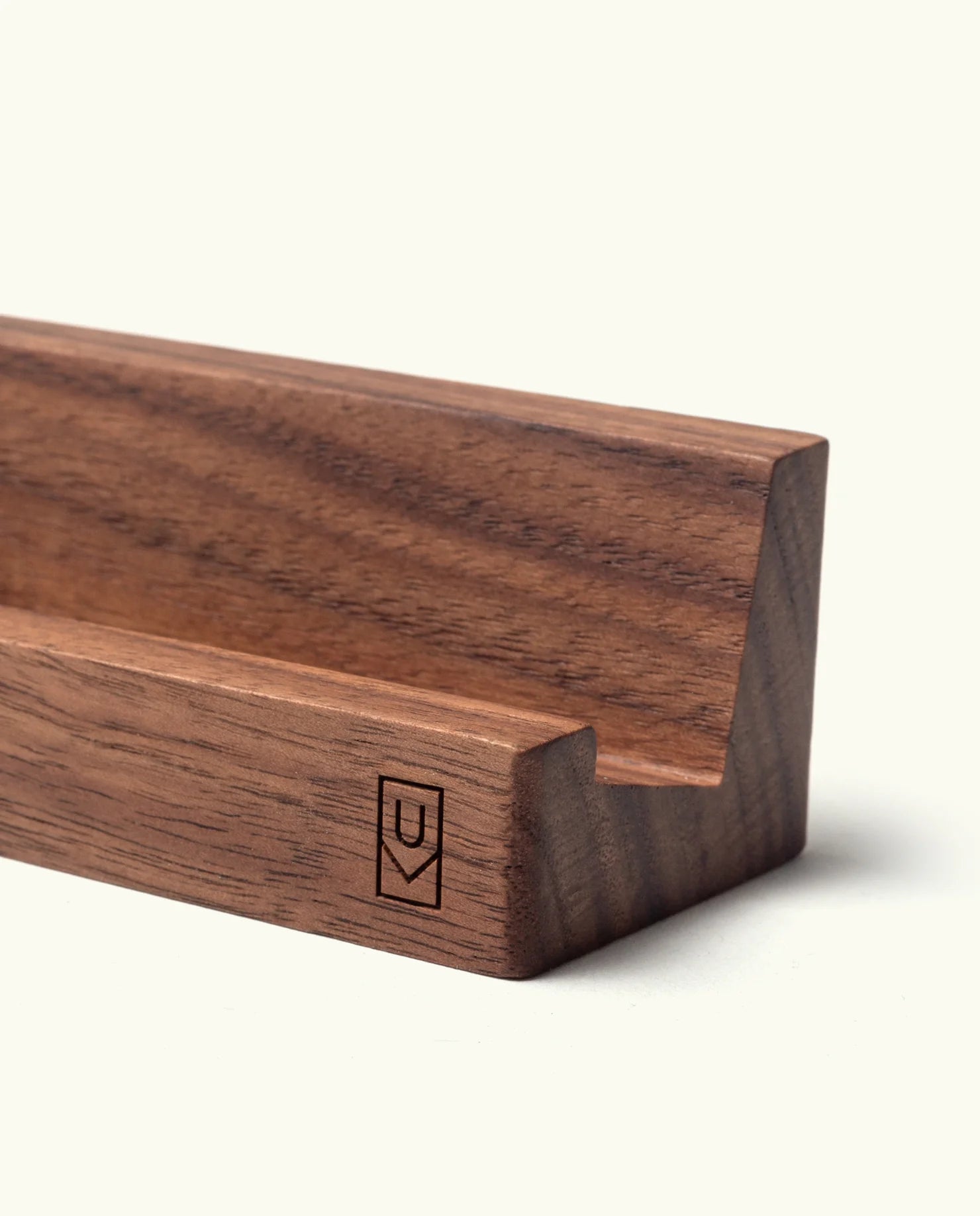 Analog Premium Weekly Card Holder