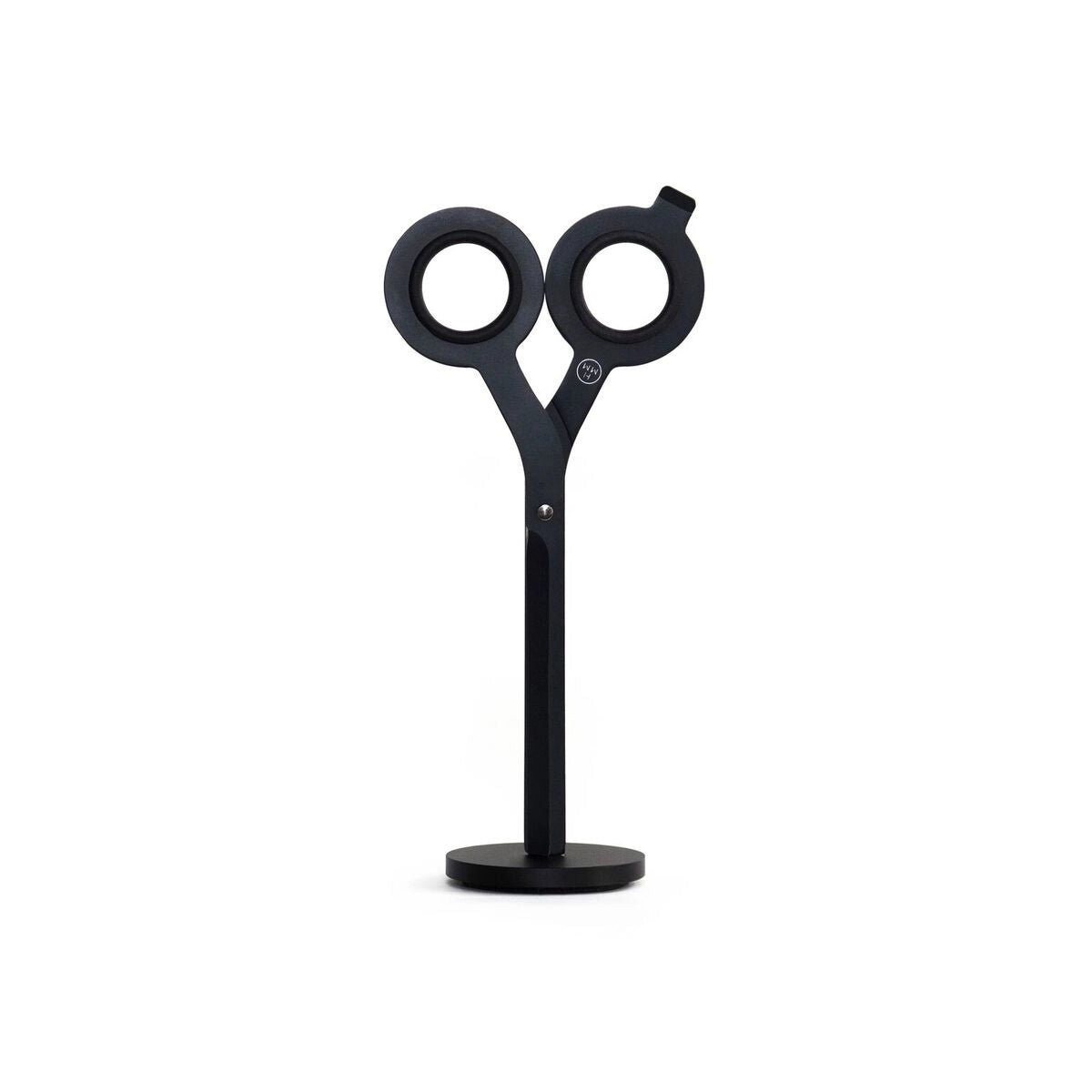 HMM  Black Scissors with base
