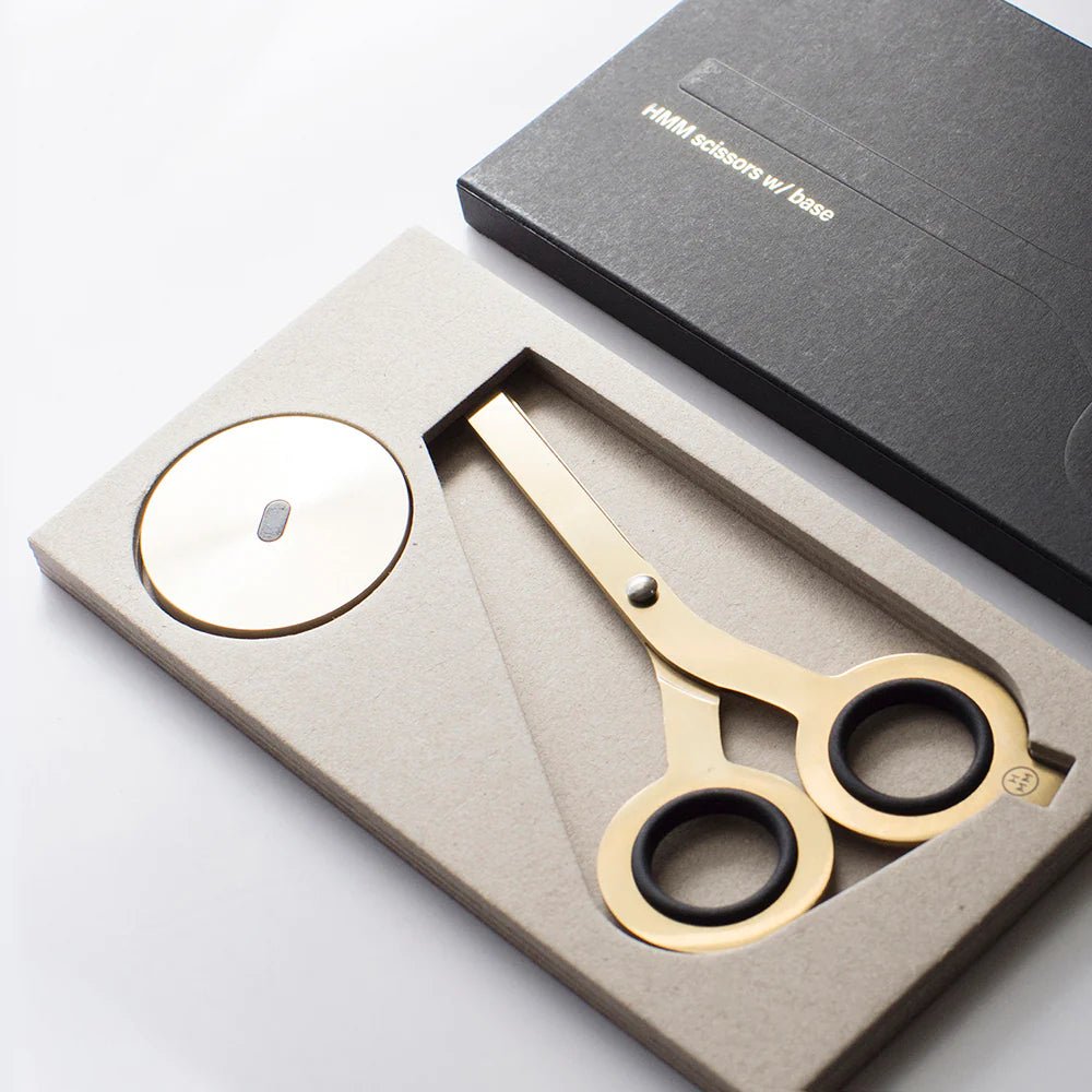 HMM Gold Scissors with base