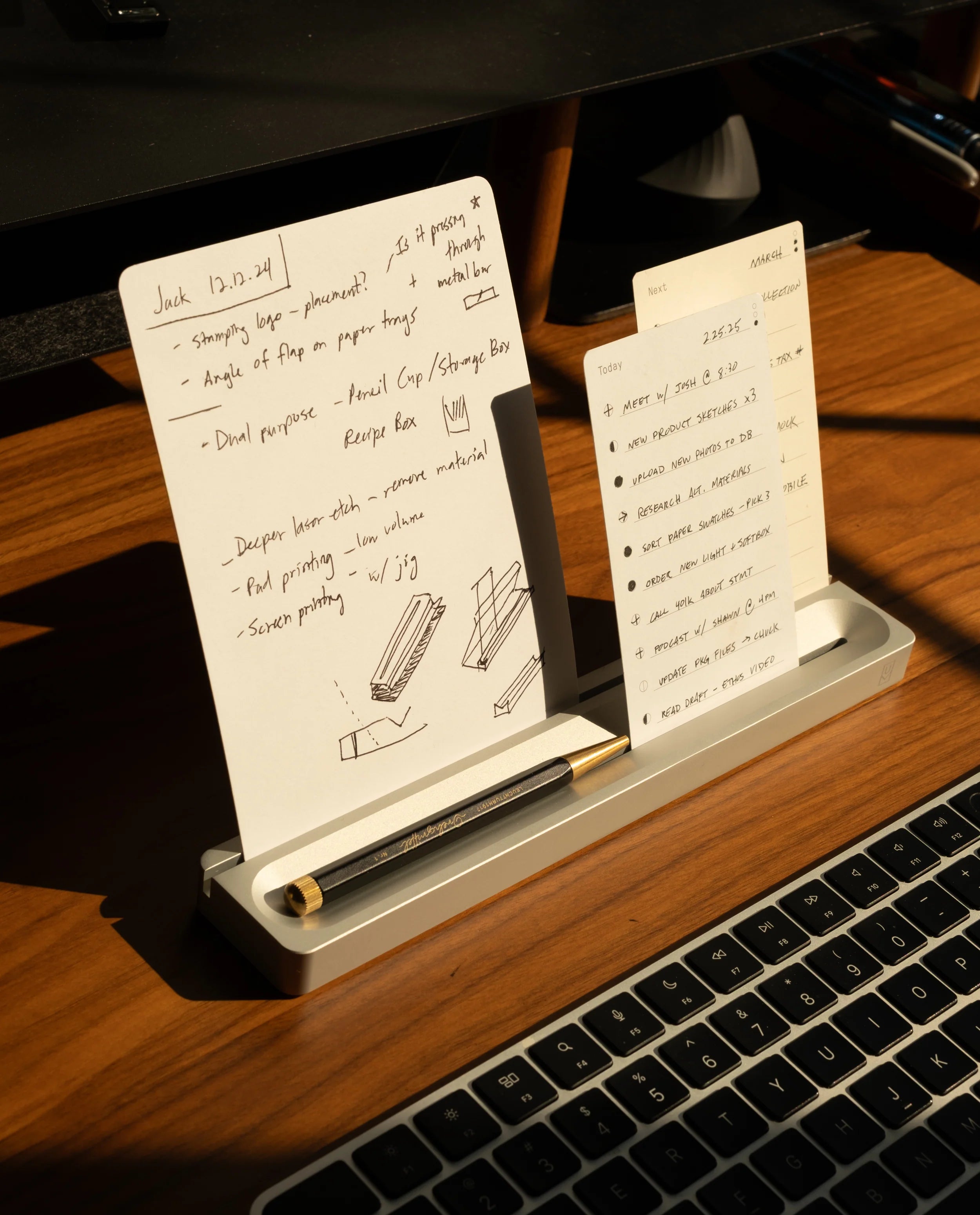 Analog Card Bar