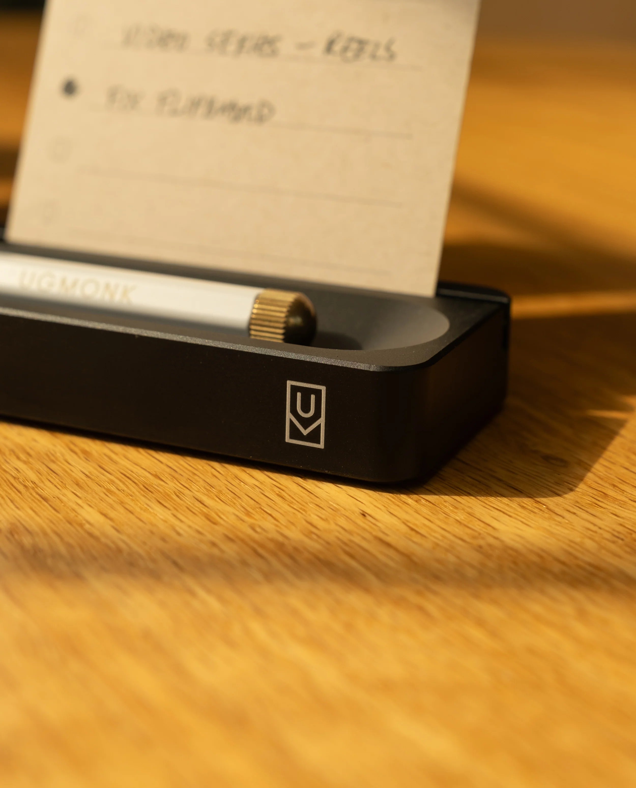 Analog Card Bar